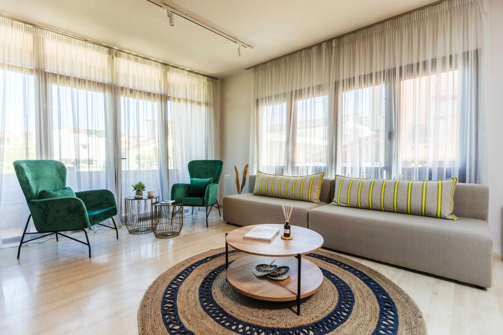 Casa Blue Hotel, Philian And Hotel