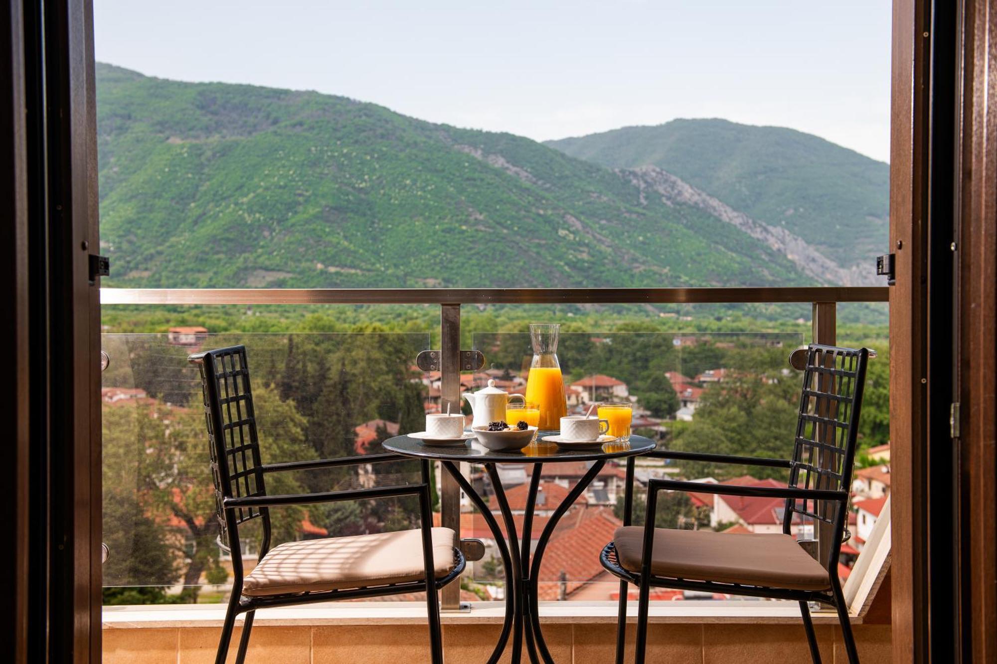 Naiades Hotel 4*