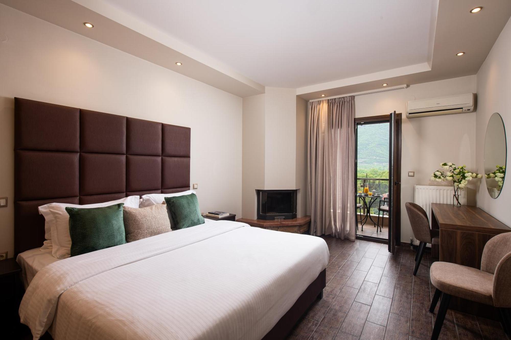 Hotel Naiades 4*