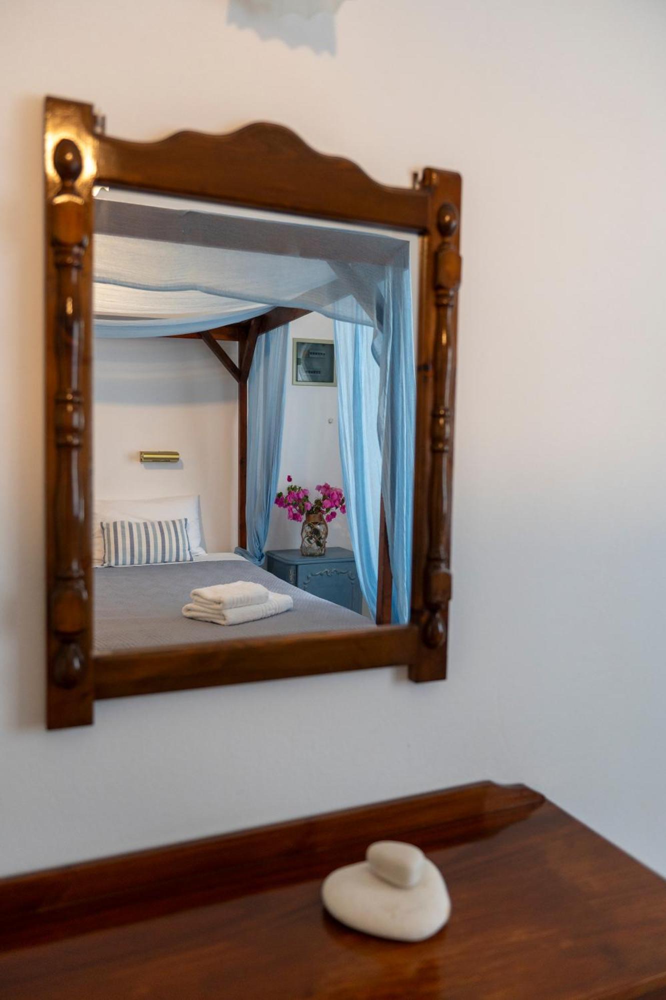 Irene Leros Aparthotel 2*