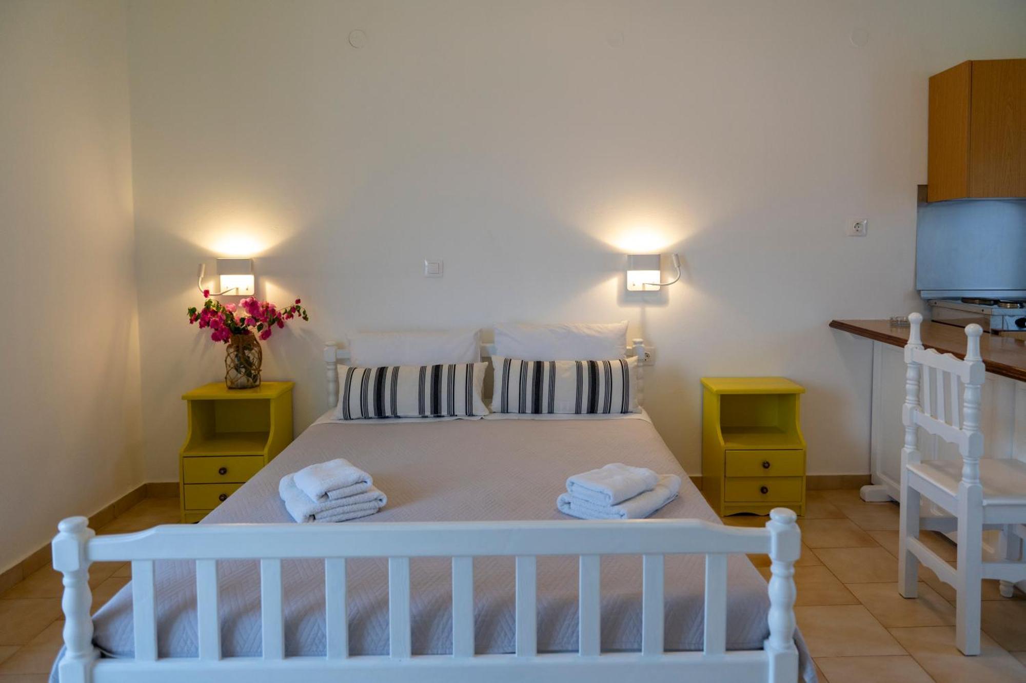 Irene Leros Aparthotel
