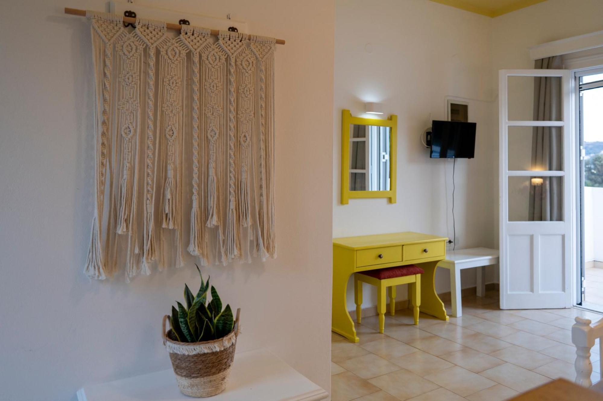 Aparthotel Irene Leros