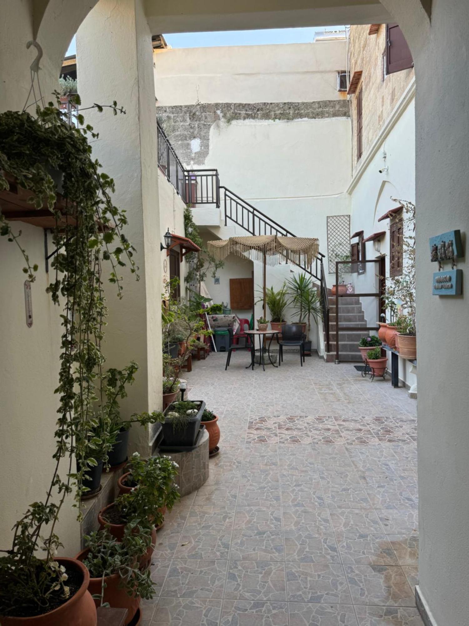 Eleni Guest house 2*