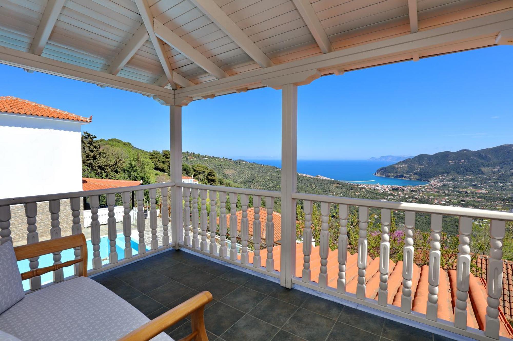 Liagka Skopelos Town