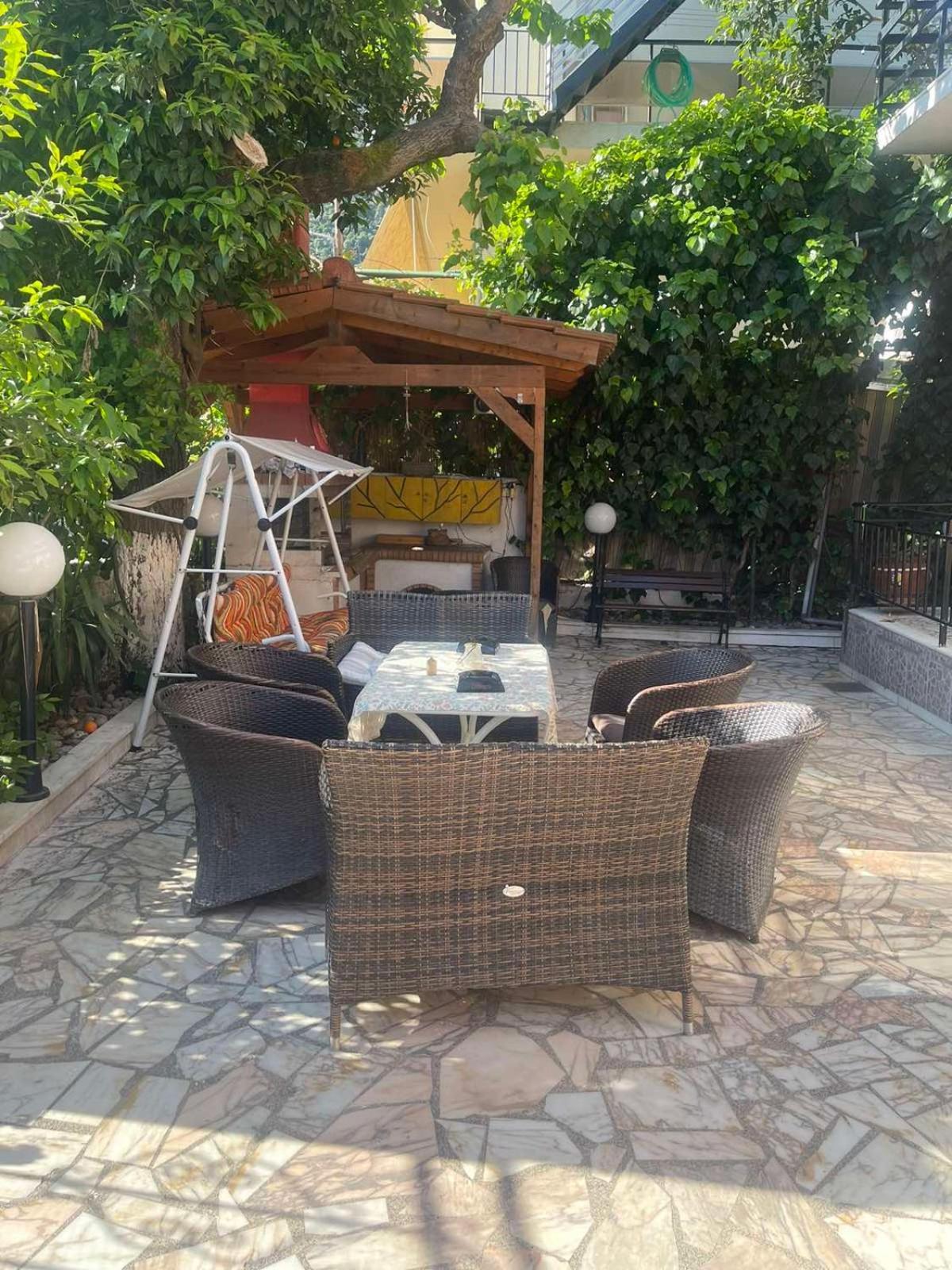 Pislis Guest house