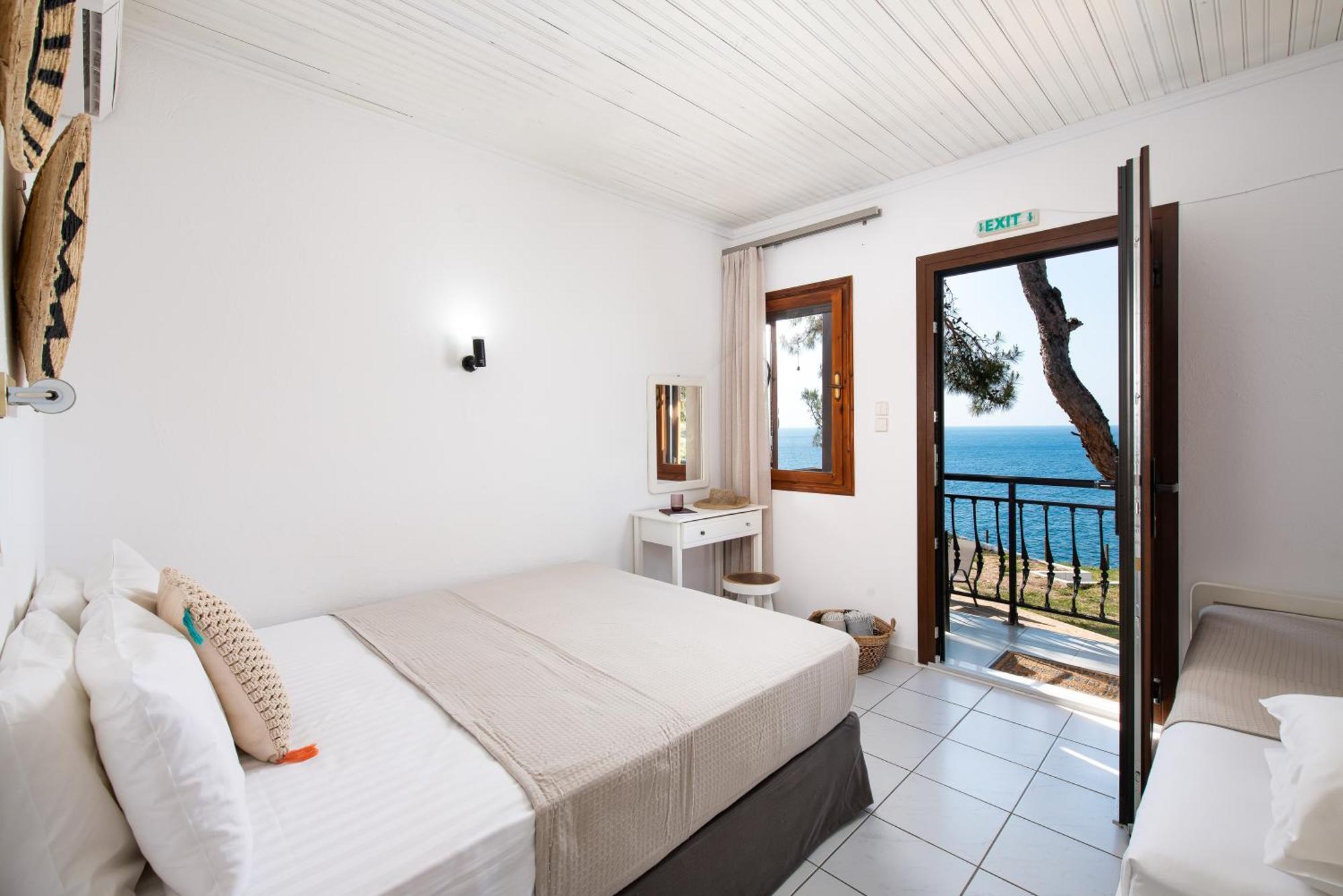 Acroterra - Easy Living Aparthotel