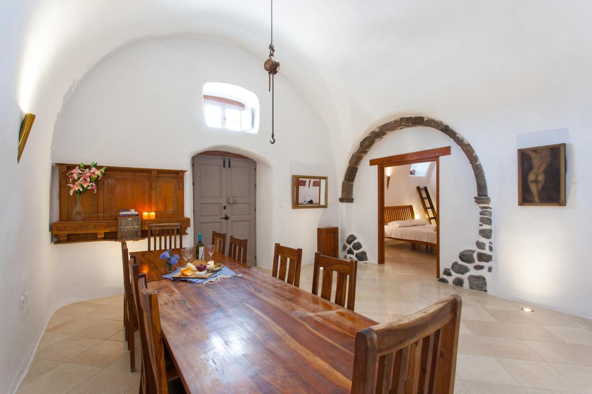 The Winery Estate Villa Megalochori (Santorini)