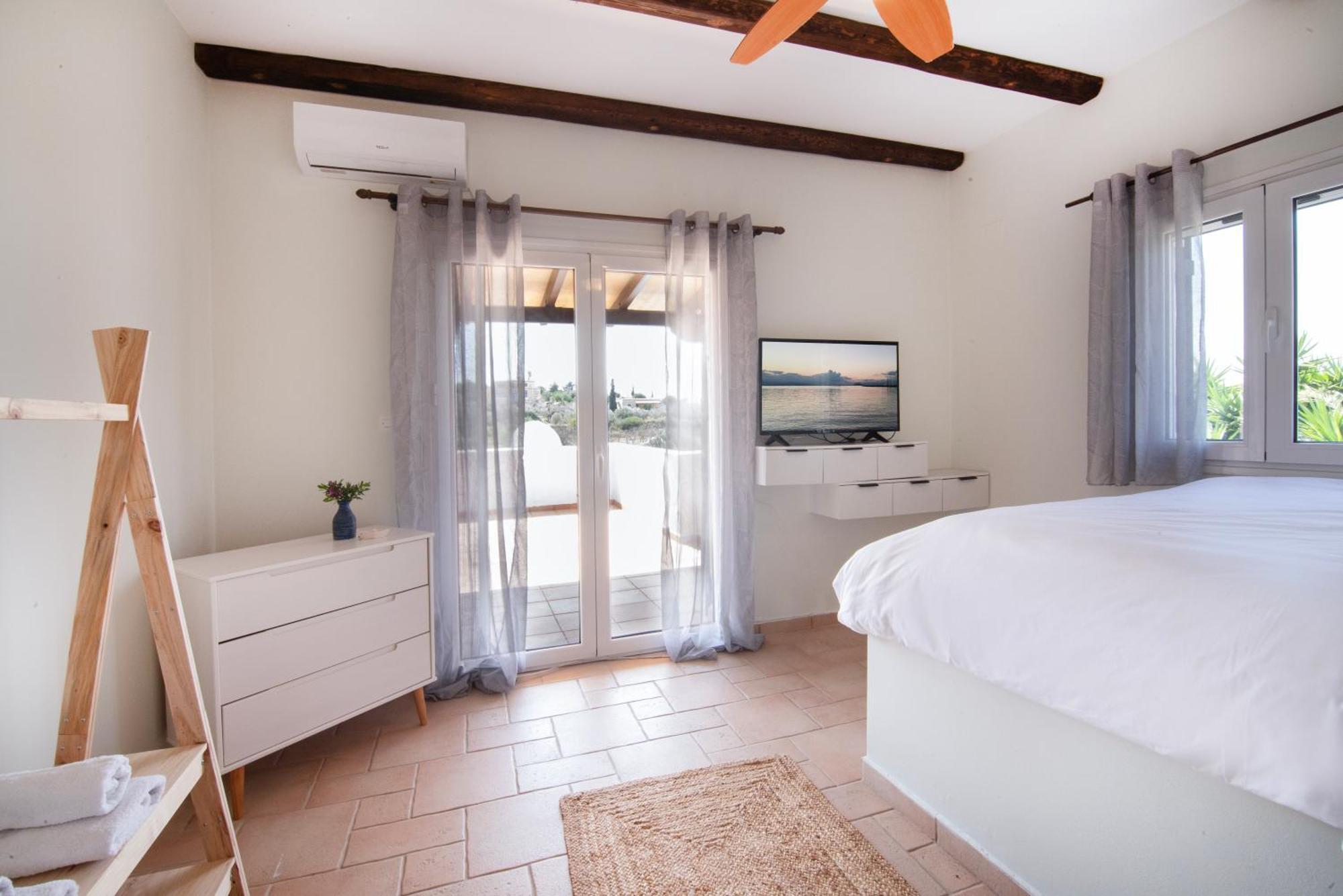 Xenia Holiday home