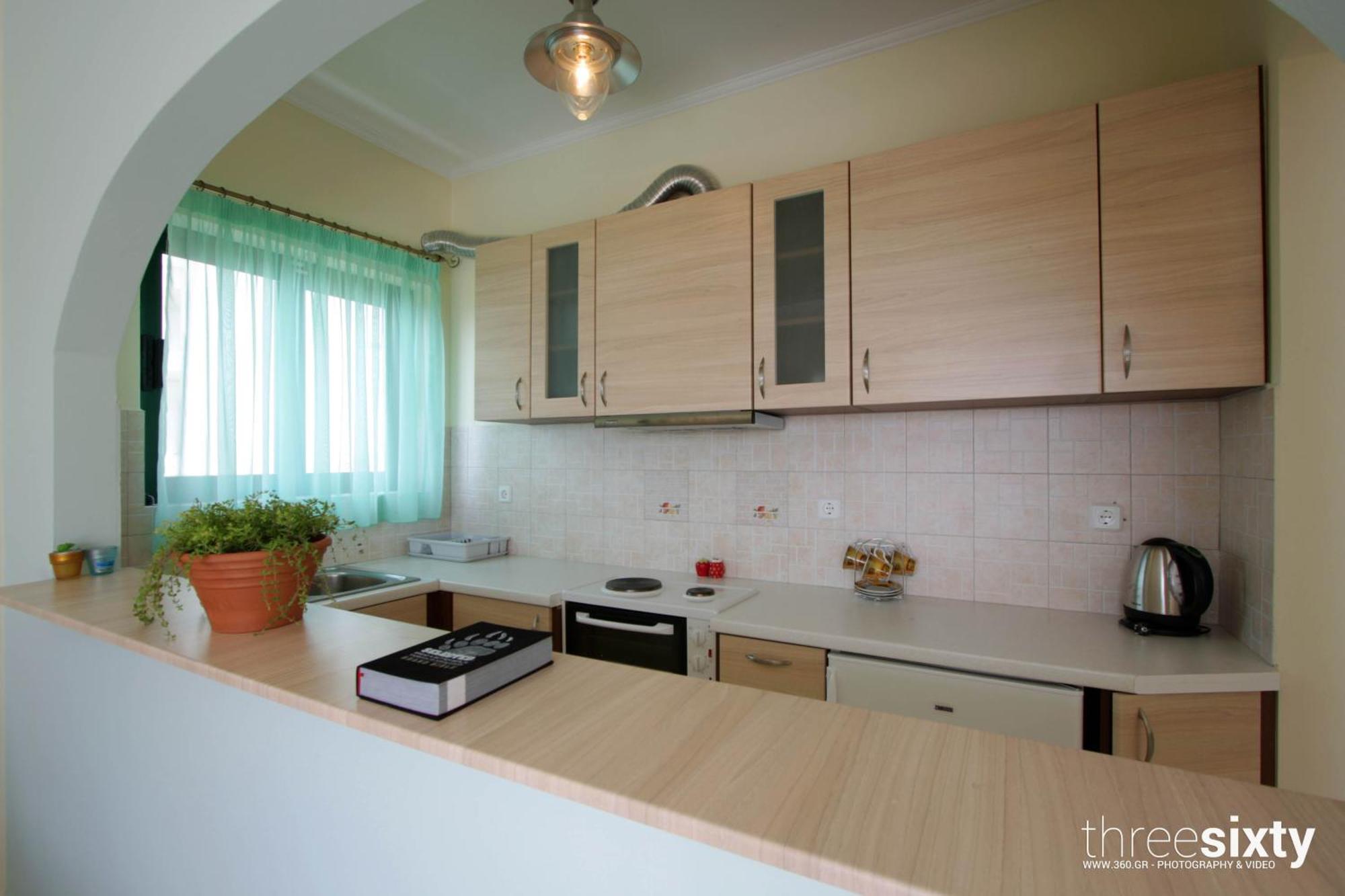Sarantos Pool Apartment *