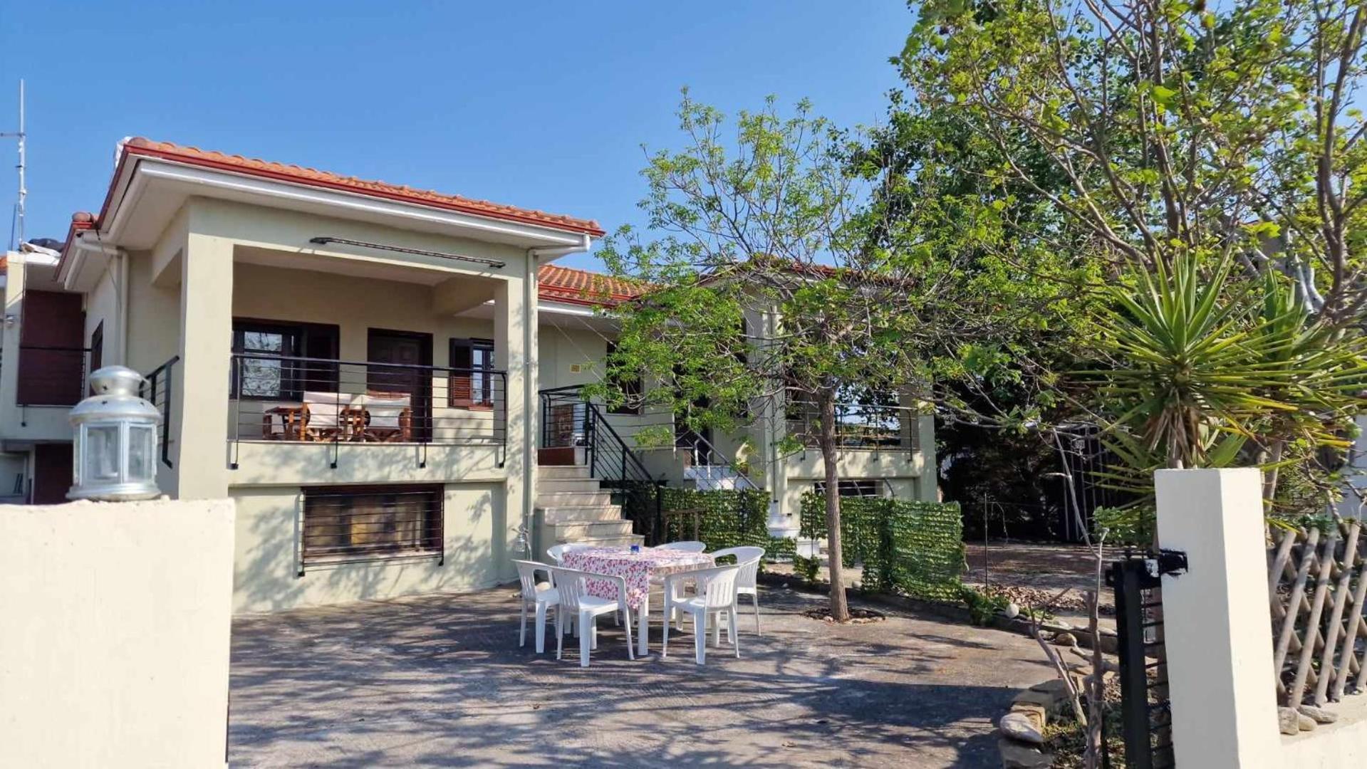 Apartment Next To The Sea