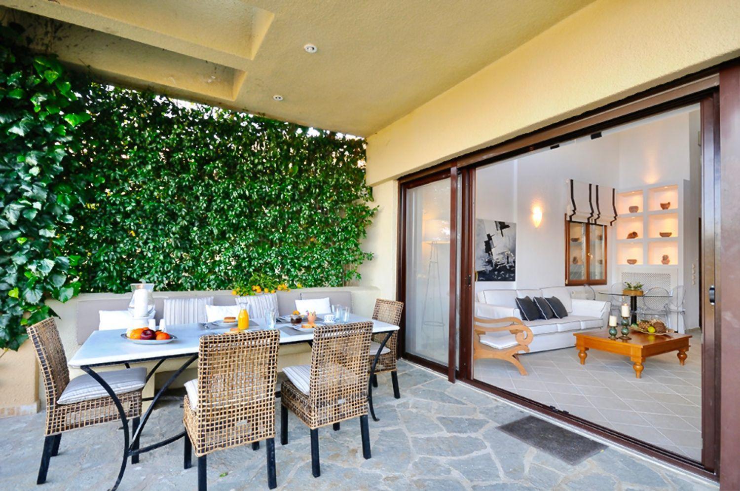 Villa The Sani Jewels, Urania *