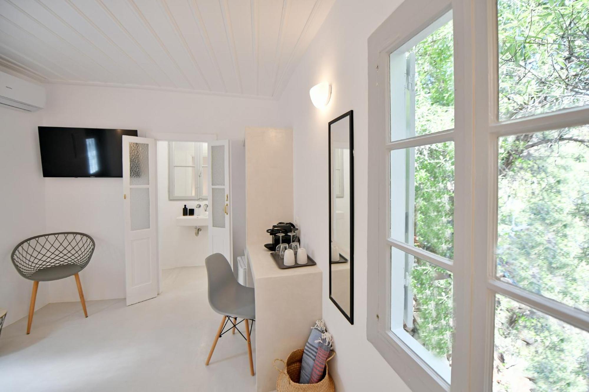 Apartment Abri Hydra *