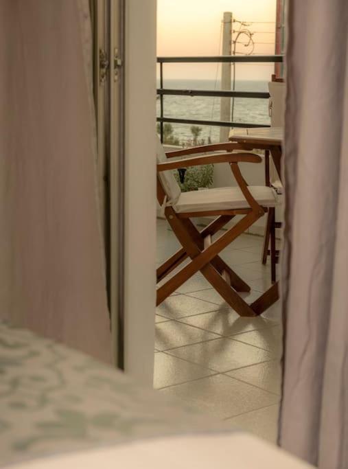 Apartment Manolia Sea View
