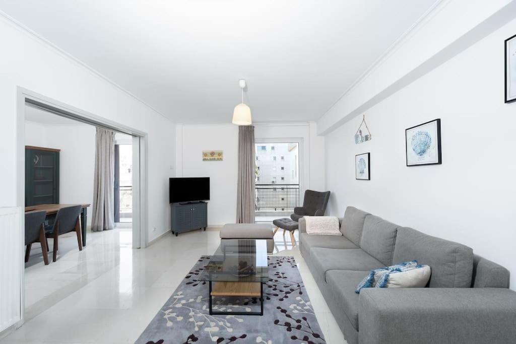 Apartment Seaside Breeze - 2 Bdrm In Palaio Faliro - Sea View *