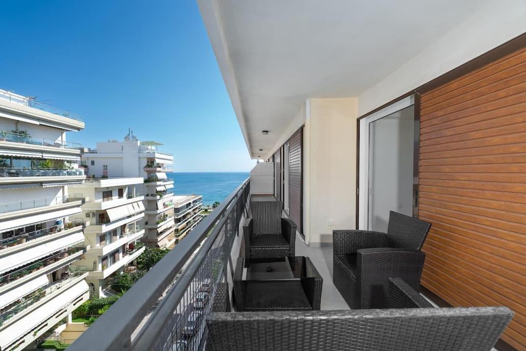 Seaside Breeze - 2 Bdrm In Palaio Faliro - Sea View