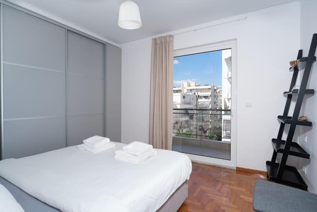 Seaside Breeze - 2 Bdrm In Palaio Faliro - Sea View Apartment *
