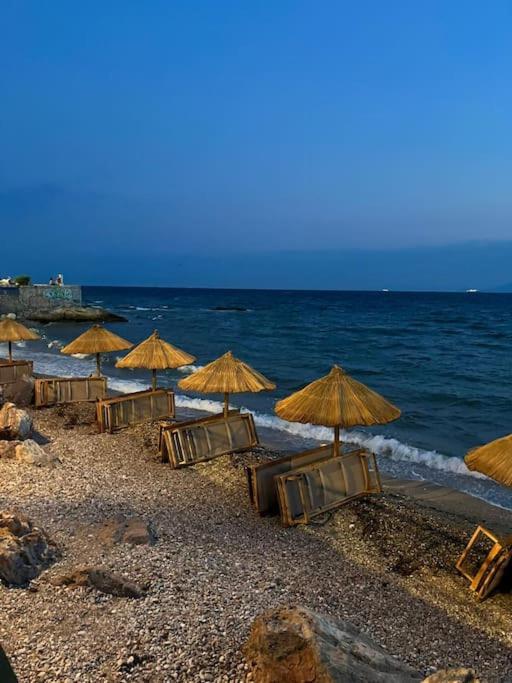 Seaside Breeze - 2 Bdrm In Palaio Faliro - Sea View