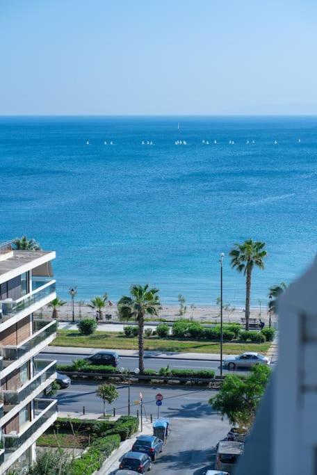Seaside Breeze - 2 Bdrm In Palaio Faliro - Sea View