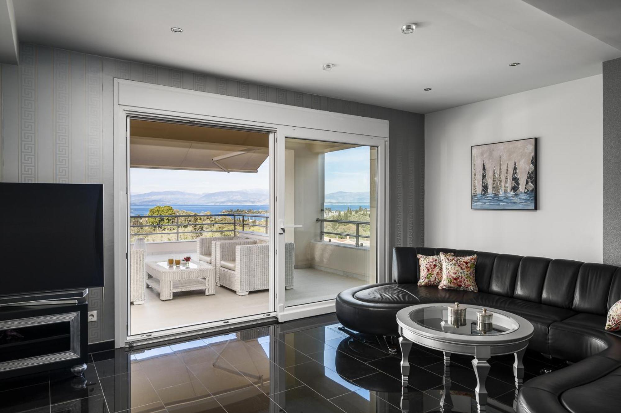 Euphoria Seaview Residences With Shared Pool By Konnect