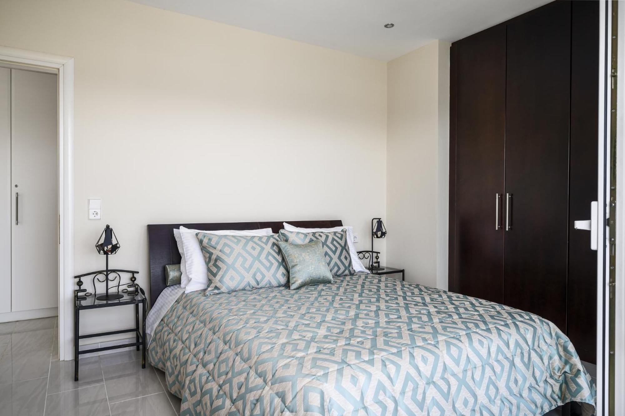 Euphoria Seaview Residences With Shared Pool By Konnect *