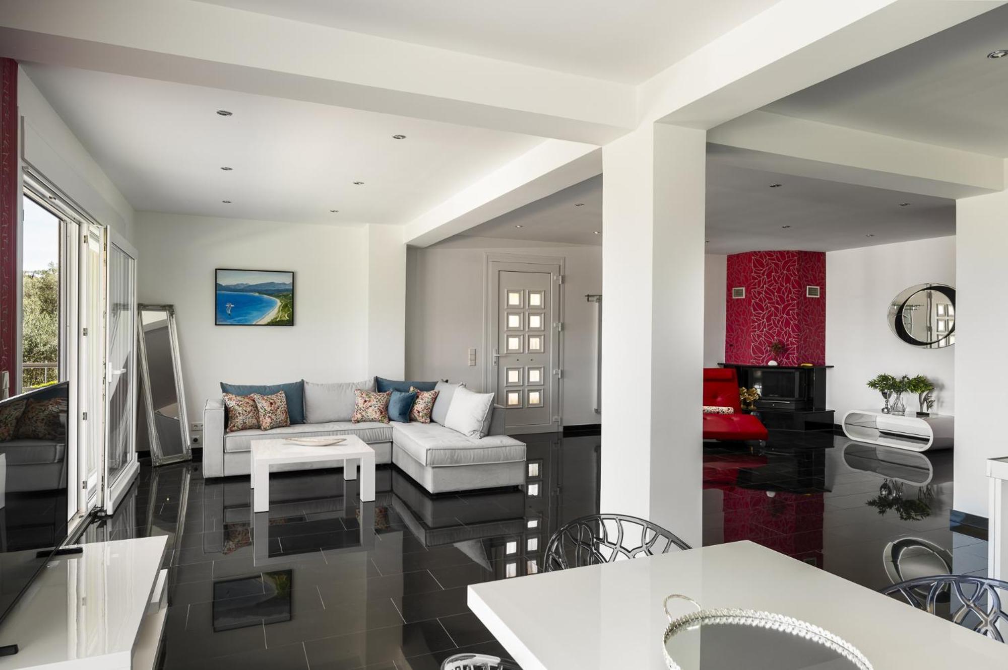 Euphoria Seaview Residences With Shared Pool By Konnect *
