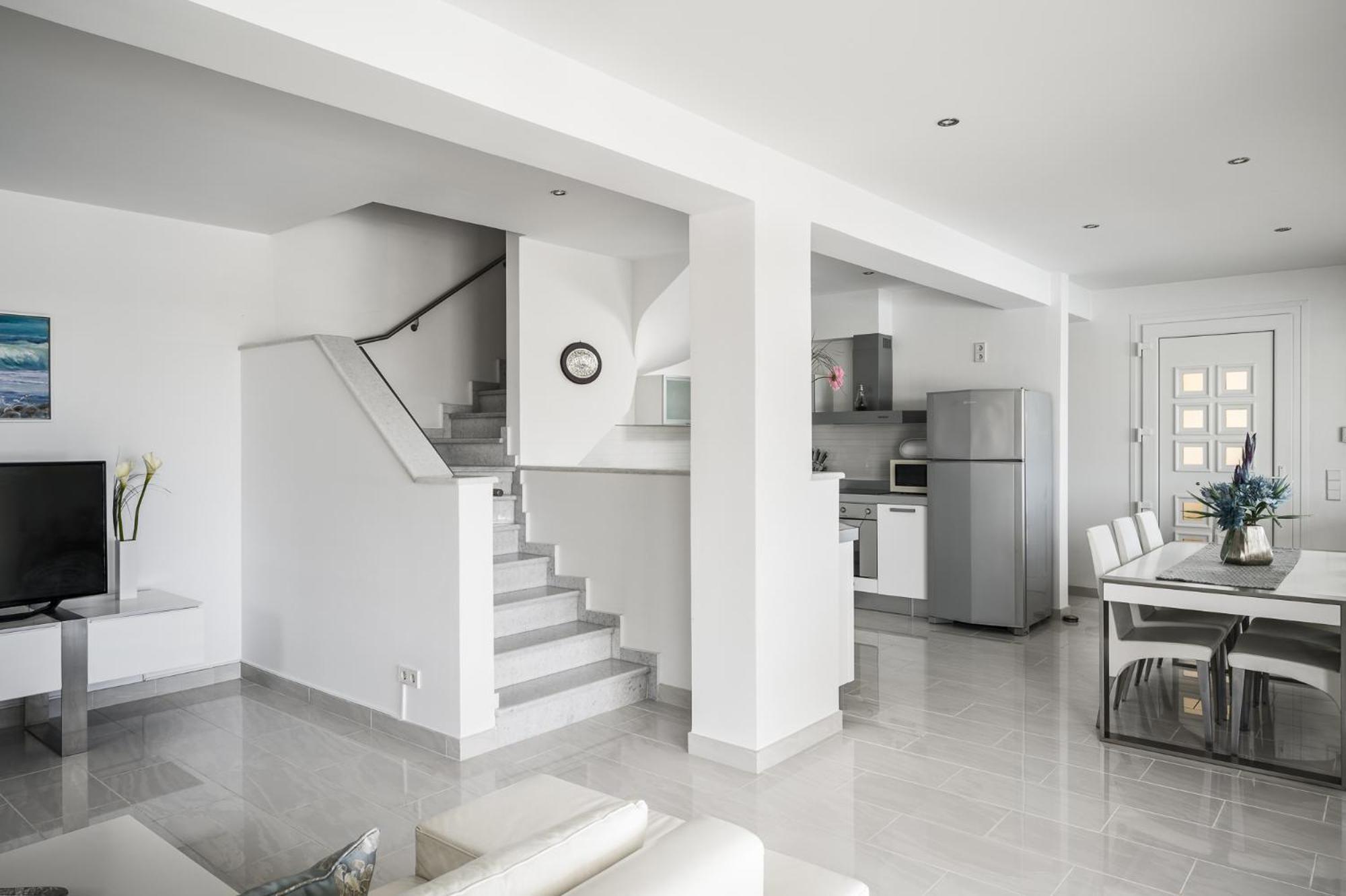 Euphoria Seaview Residences With Shared Pool By Konnect *