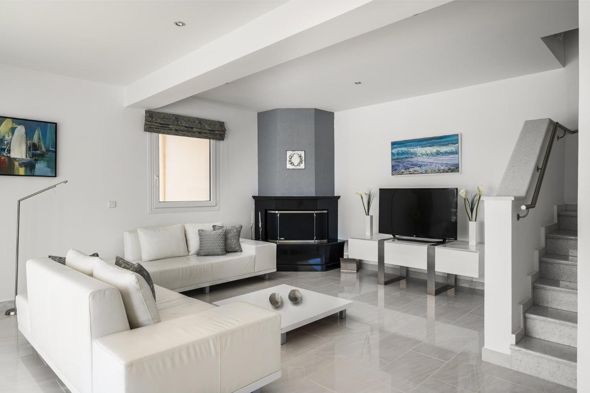Euphoria Seaview Residences With Shared Pool By Konnect Apartment Gouvia