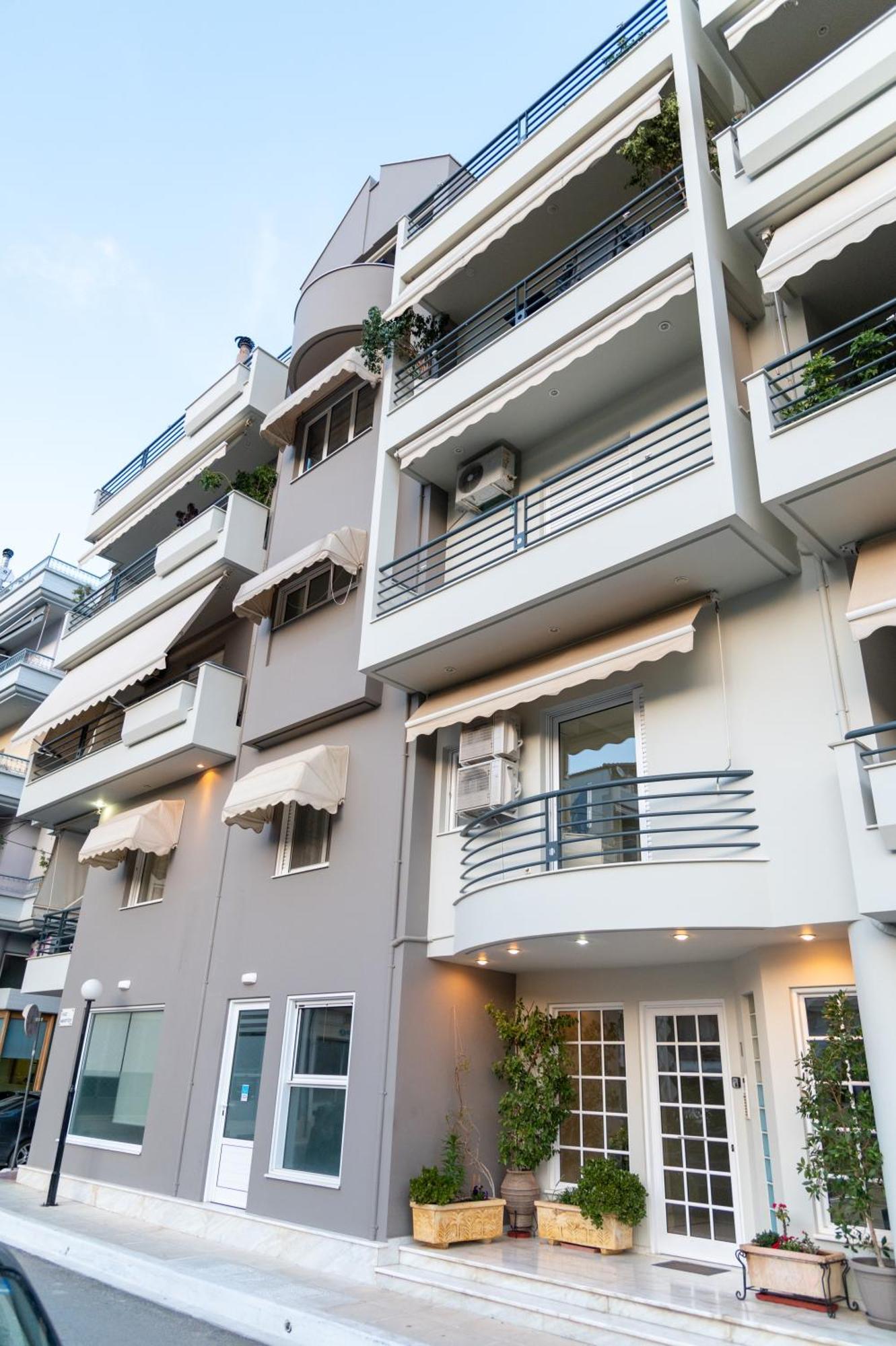 50 Danaides Apartment Argos