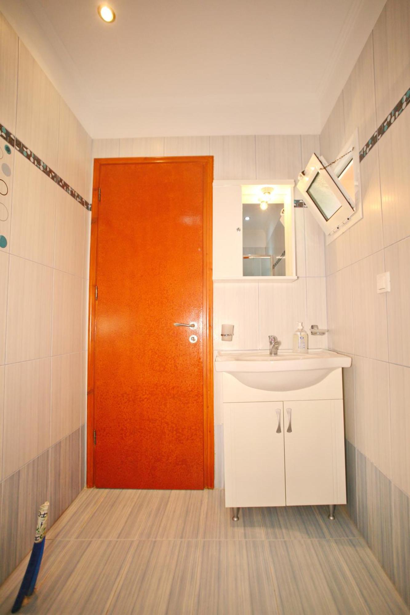 Studios&apartments Thomas Apartment Vasiliki (Lefkada)