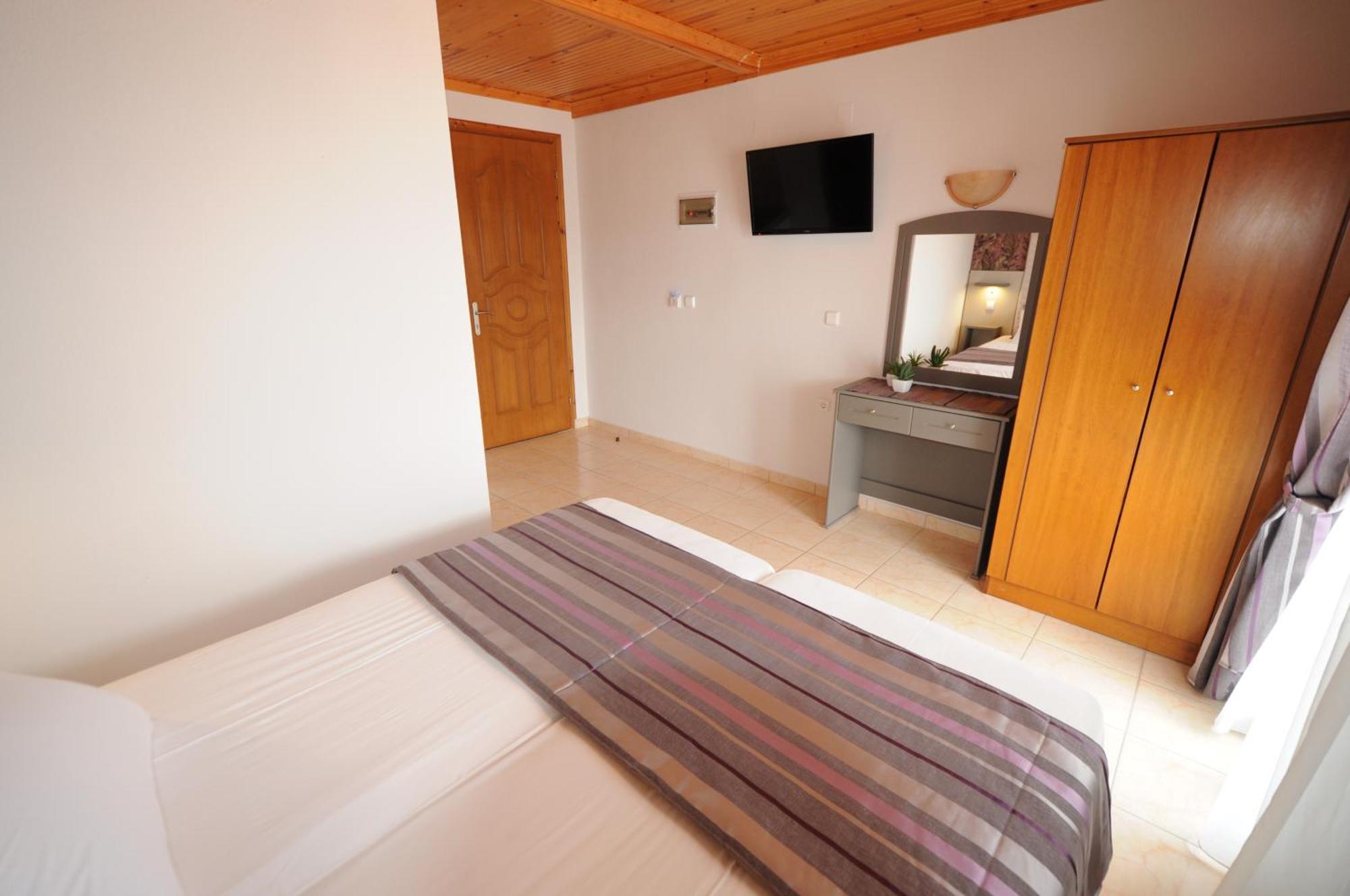 Hotel Asterias *