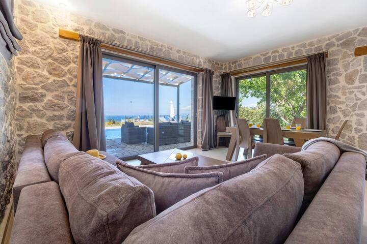 Goudis Villa Tsoukaladhes