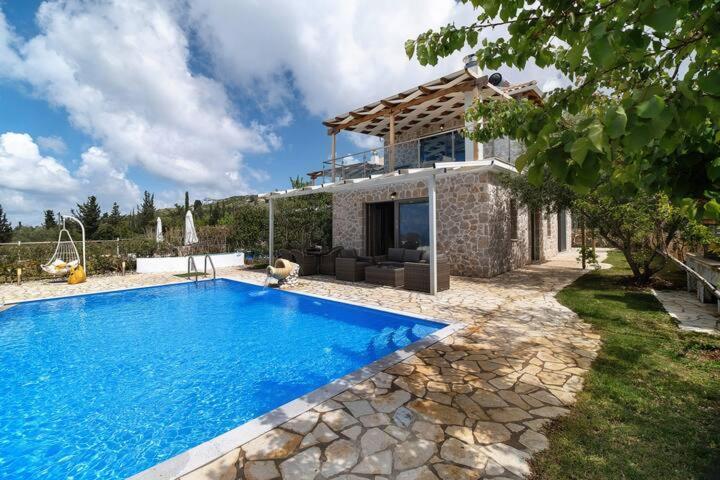 Villa Goudis *
