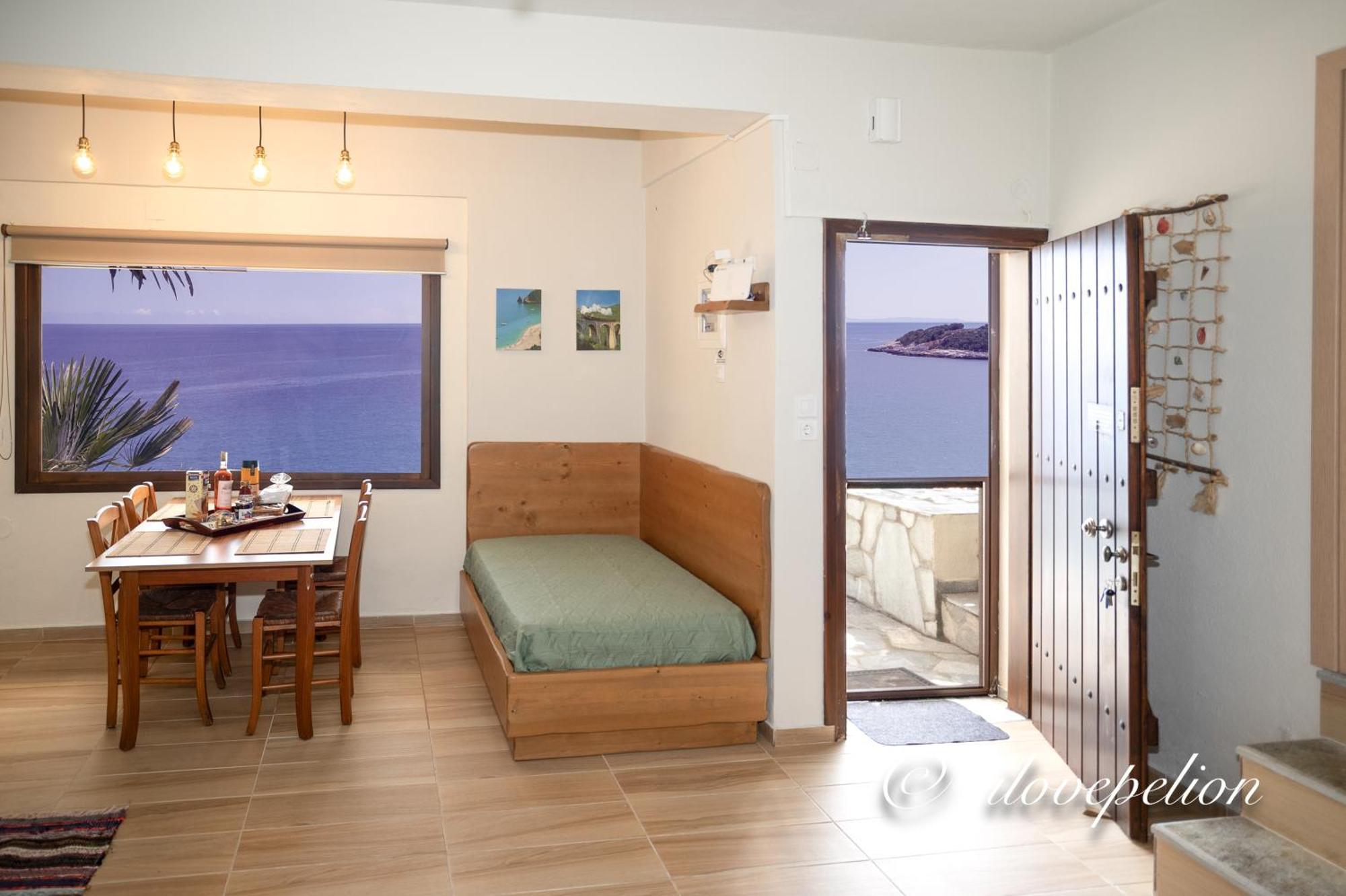 Uranus Blue Agios Ioannis Papa Nero Holiday home
