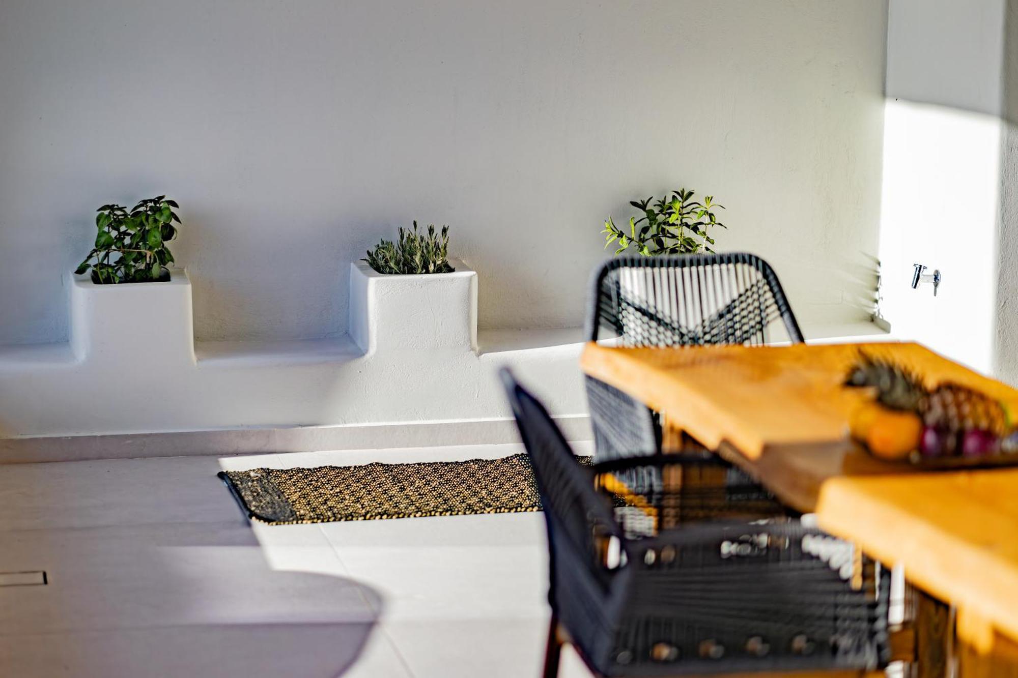 Villa La Grande Vue-private Hilltop With Private Pools Vivlos