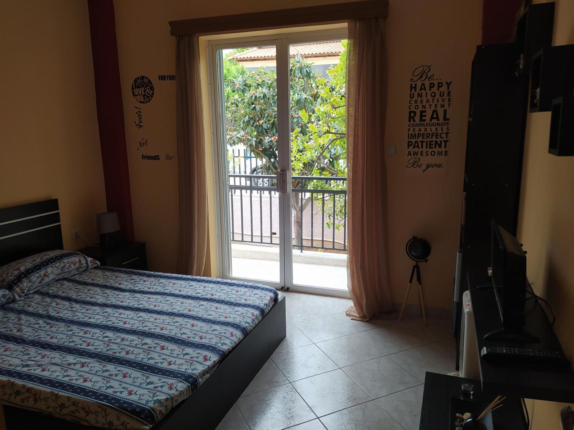 Vens 90m2 At Eantio Bay. Holiday home Aiandion