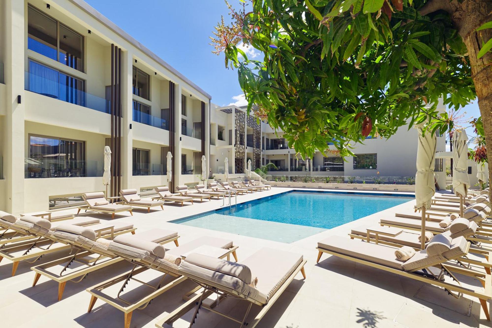 Hotel Inea Sole Boutique 4*