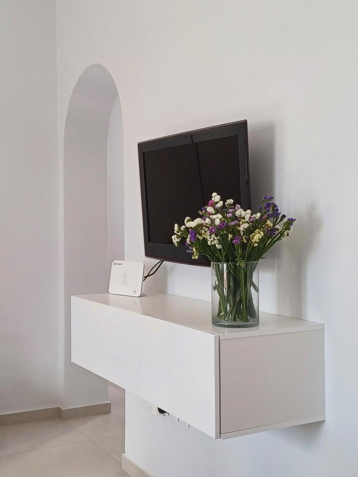 Serene 3br Hideaway In Naxos! *