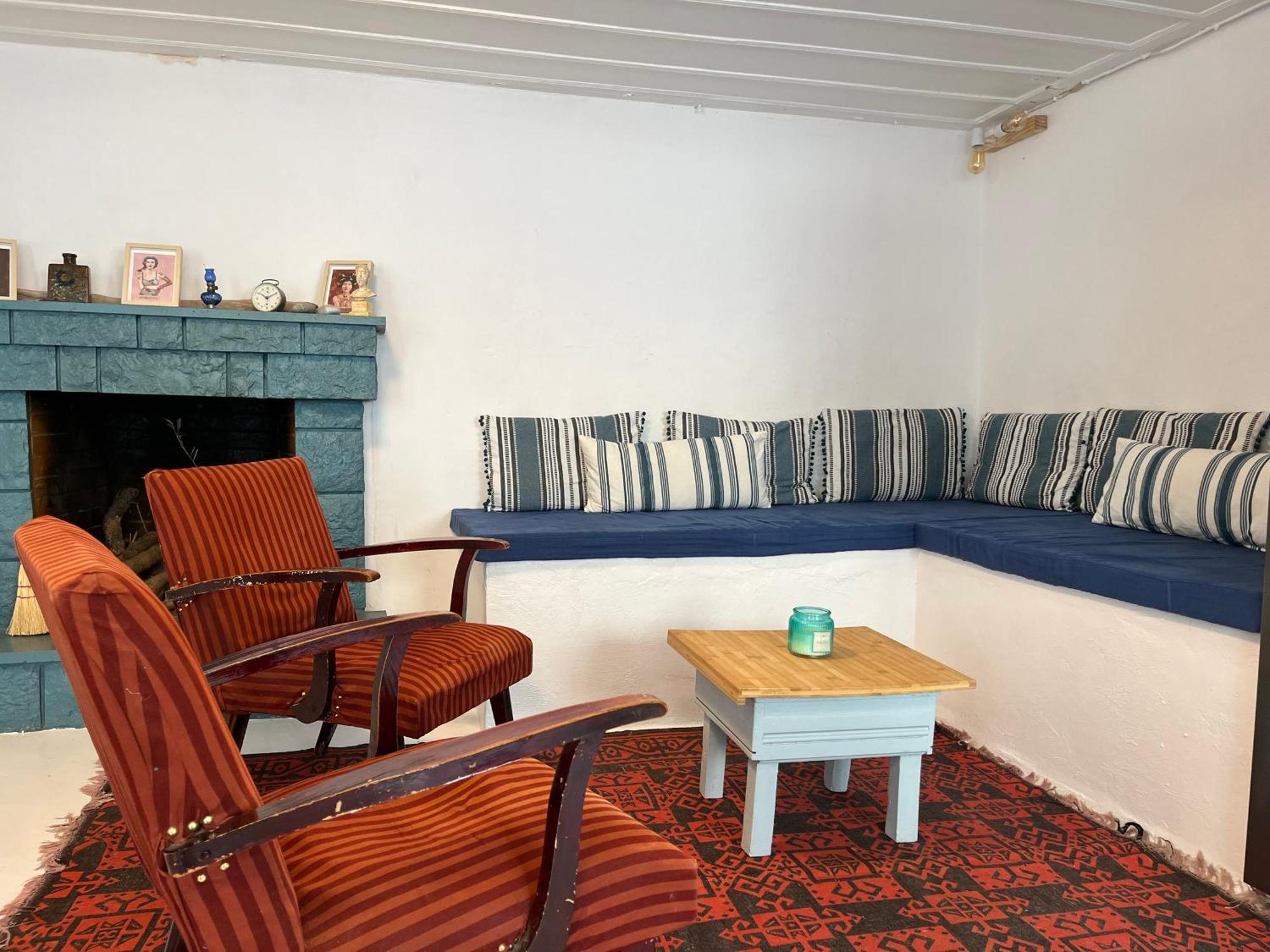 Authentic Rooftop House * Galaxidi