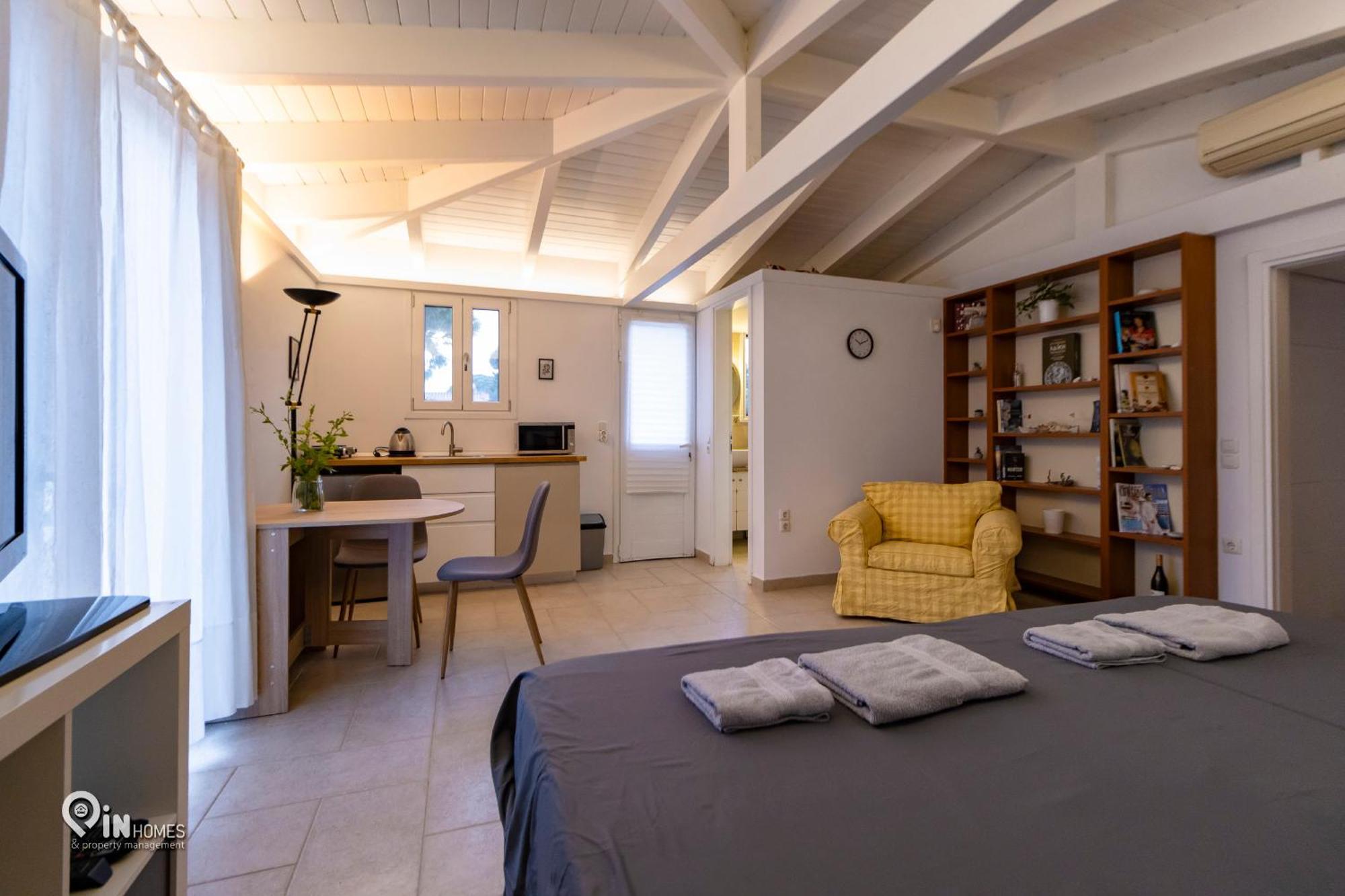 'alexander' Seaside House With View In * Nea Makri