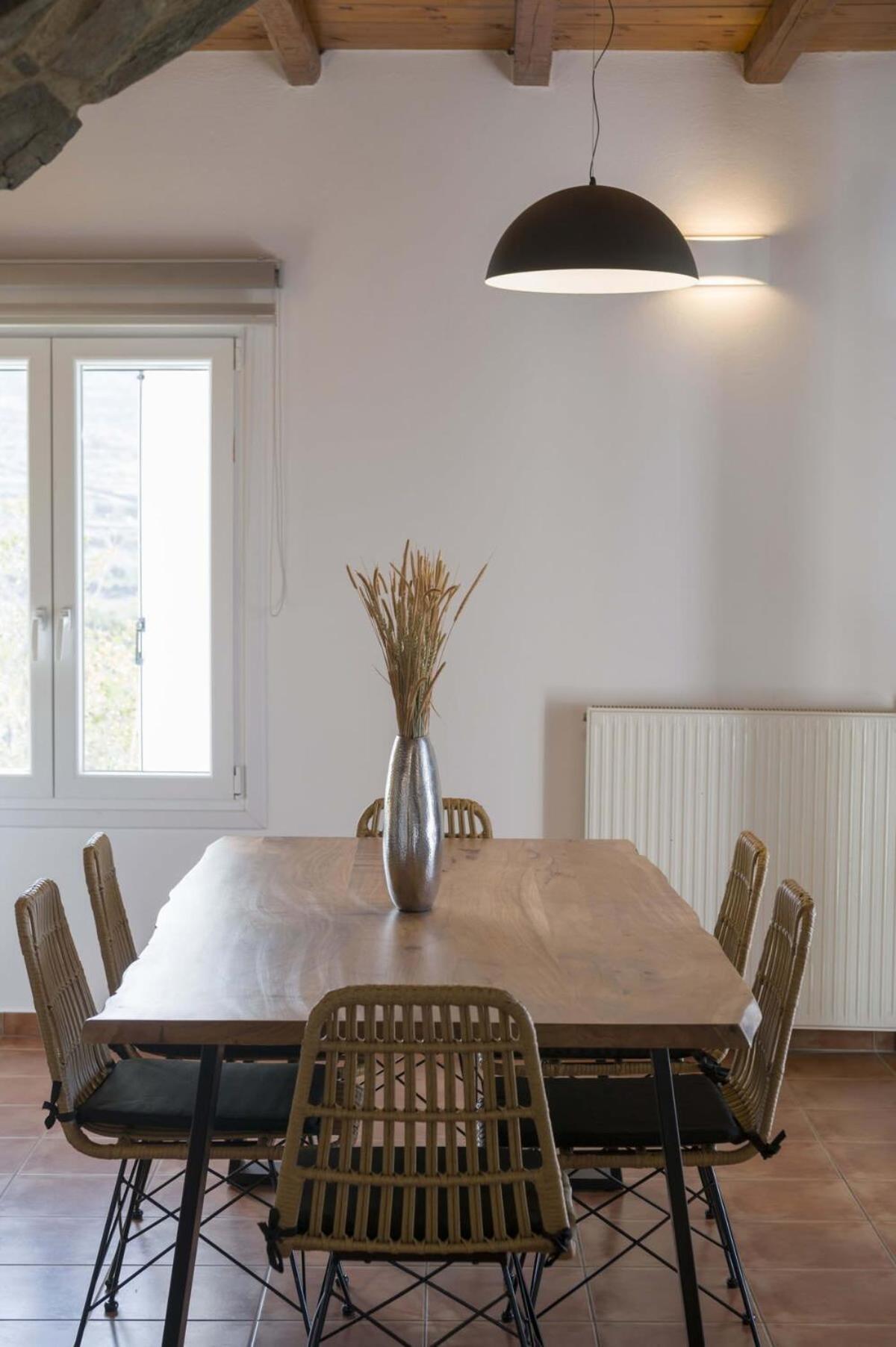 Myrsini Traditional Hillside Holiday home