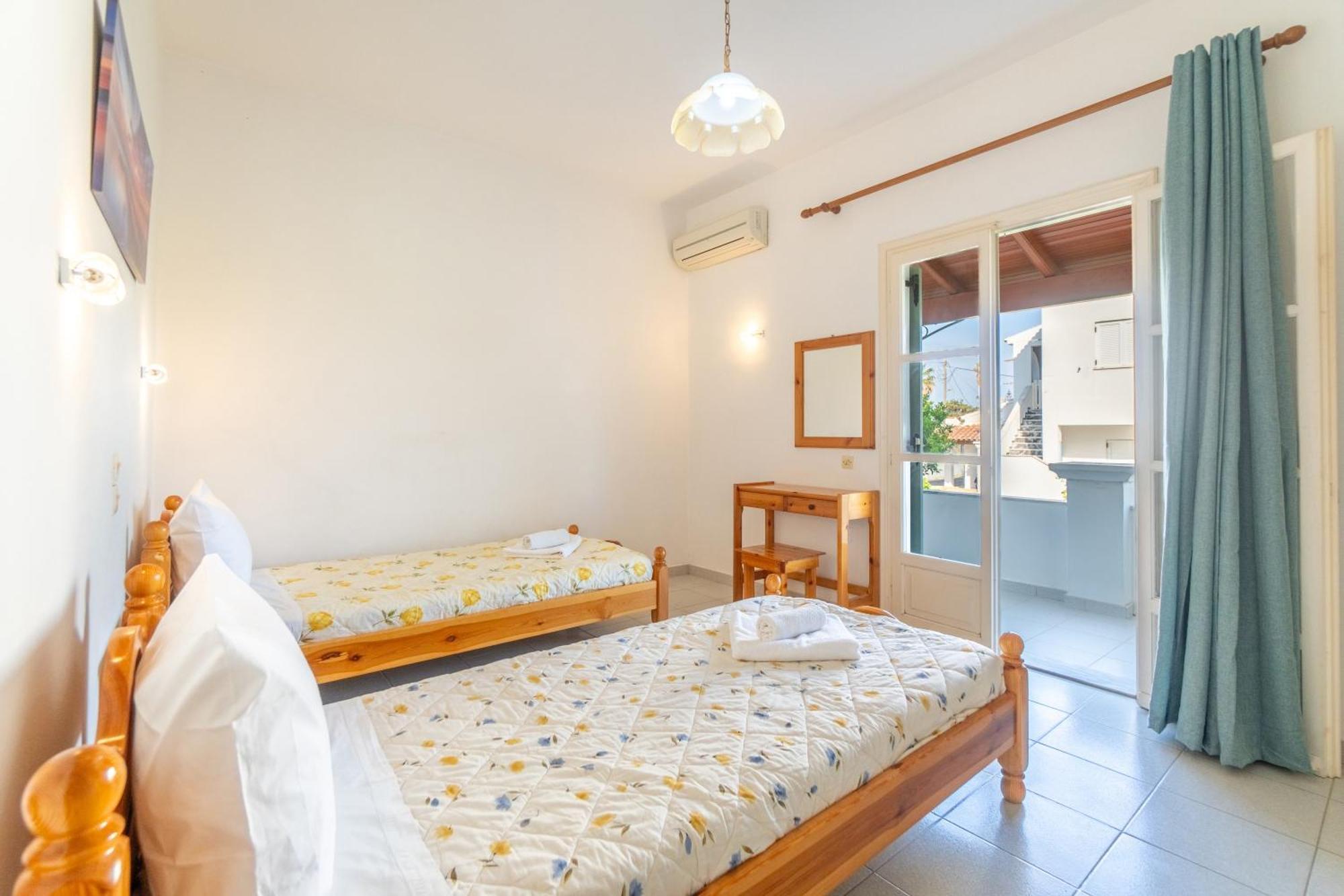 Olivea 1 Apartment