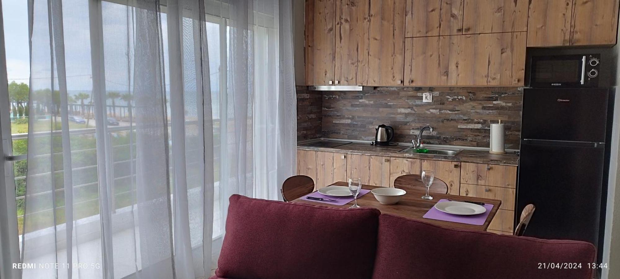 Sea Breeze Epivates Apartment