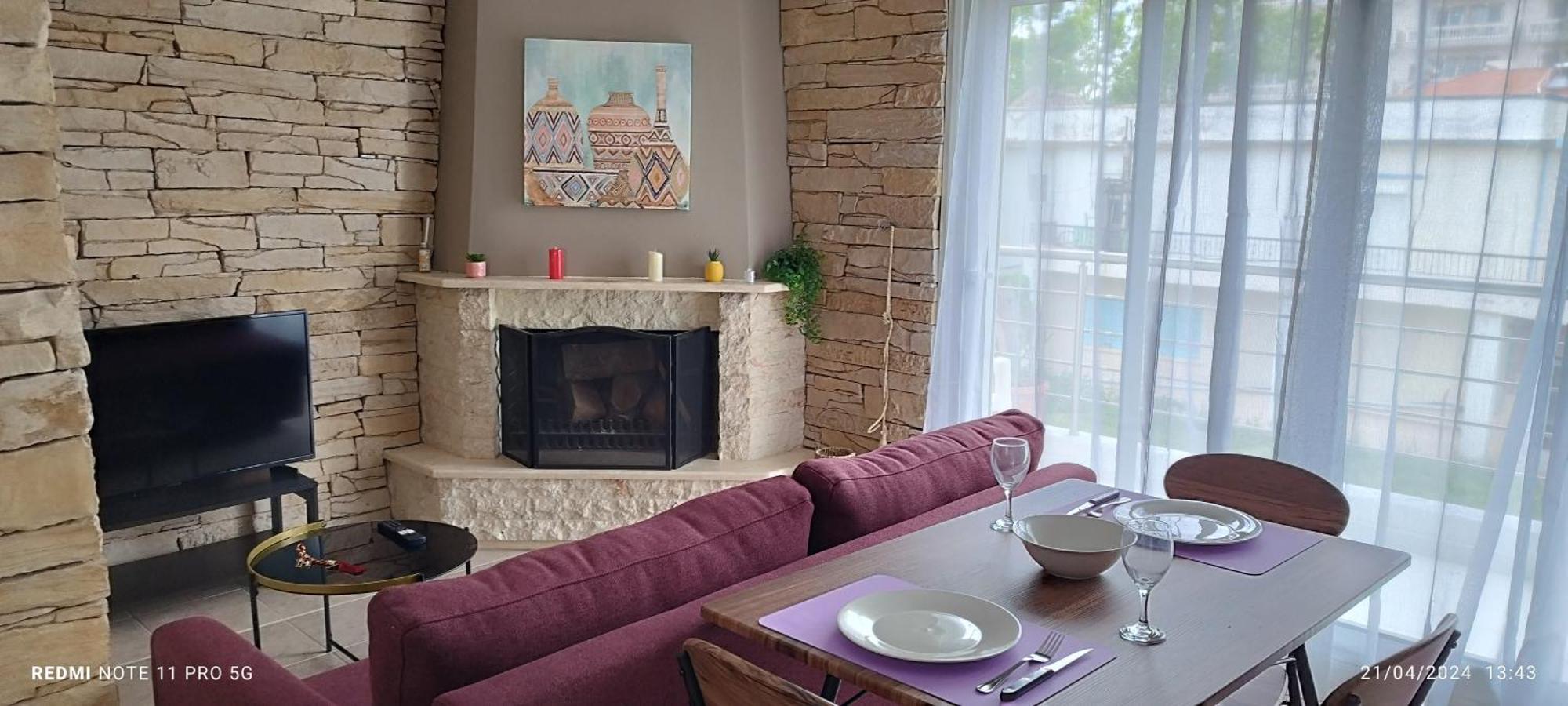 Sea Breeze Epivates Apartment Neo Epivates