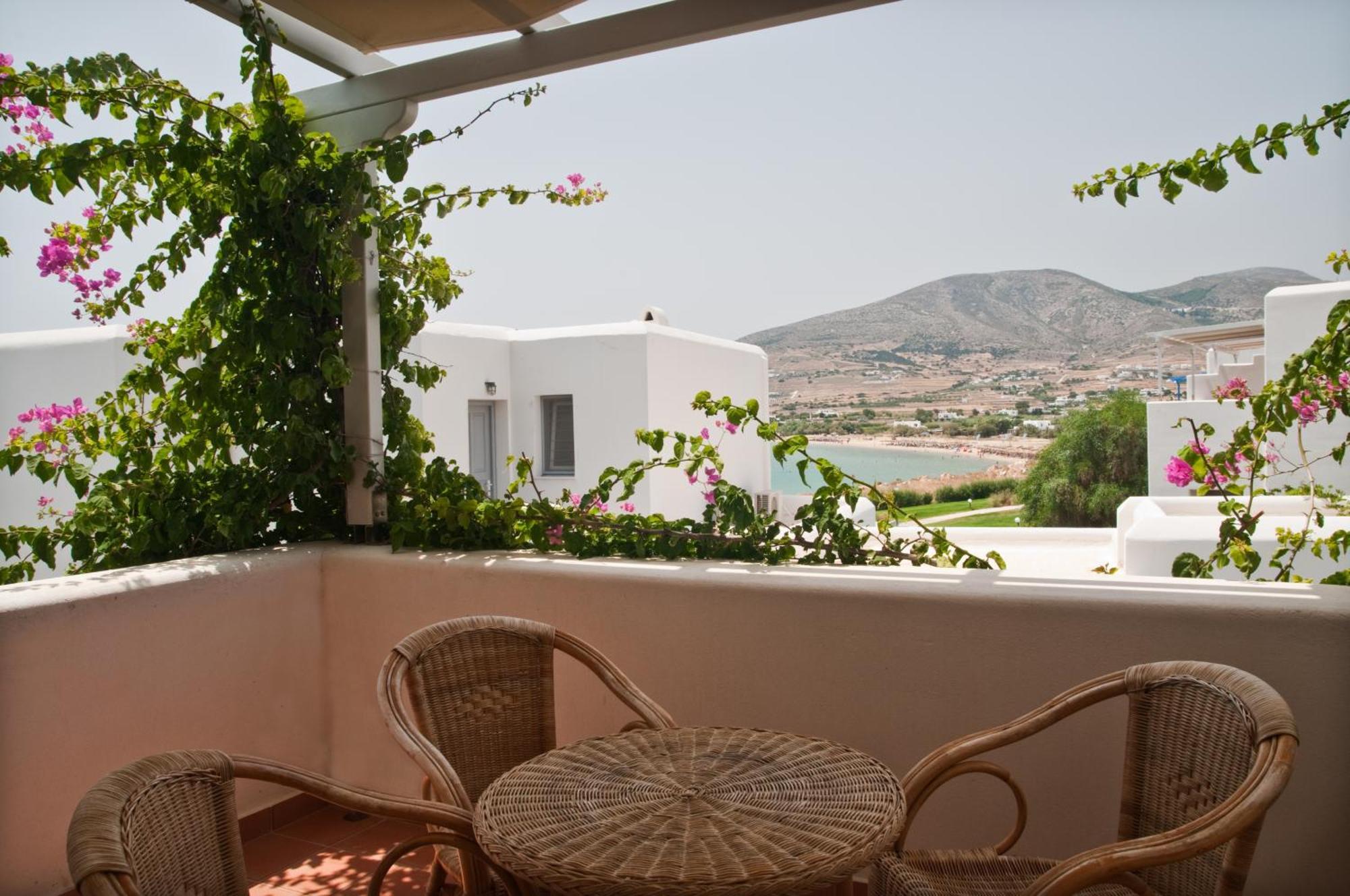 Poseidon Of Paros & Hotel 5*