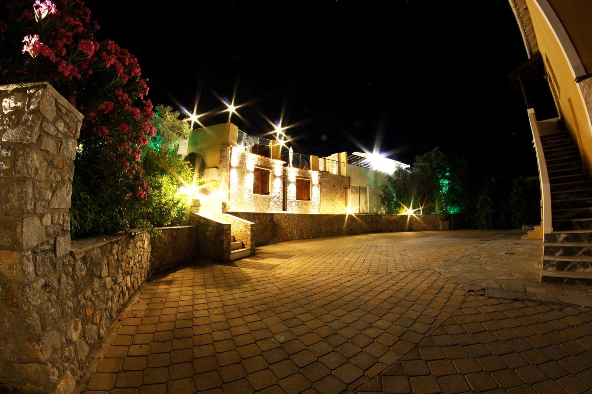 Aparthotel Skiathos Island Troulos