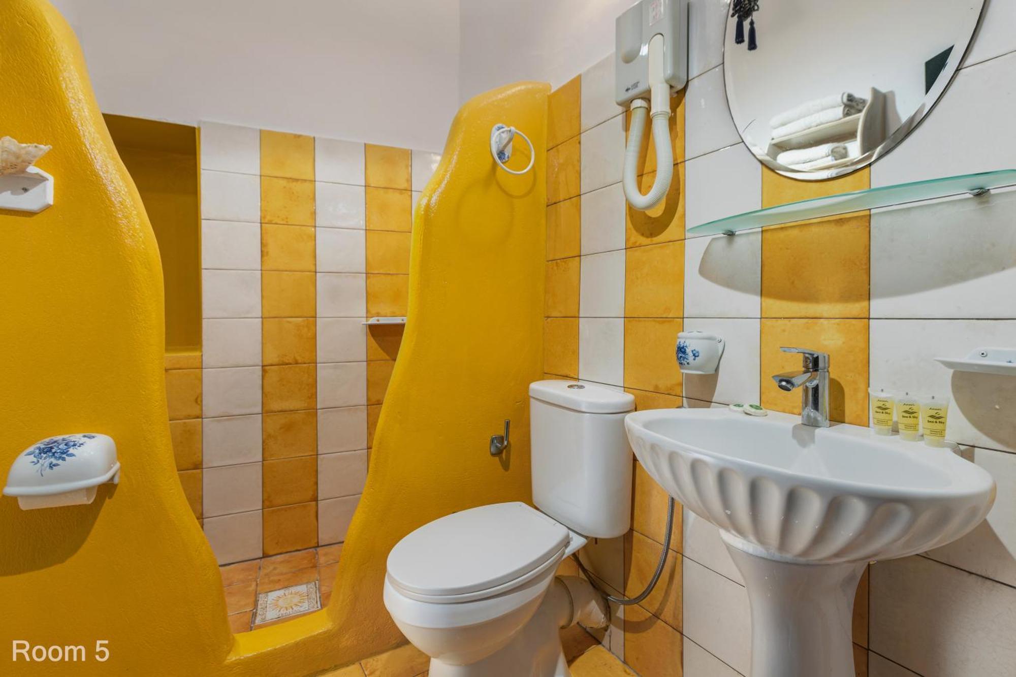 Aparthotel Voreades 4*