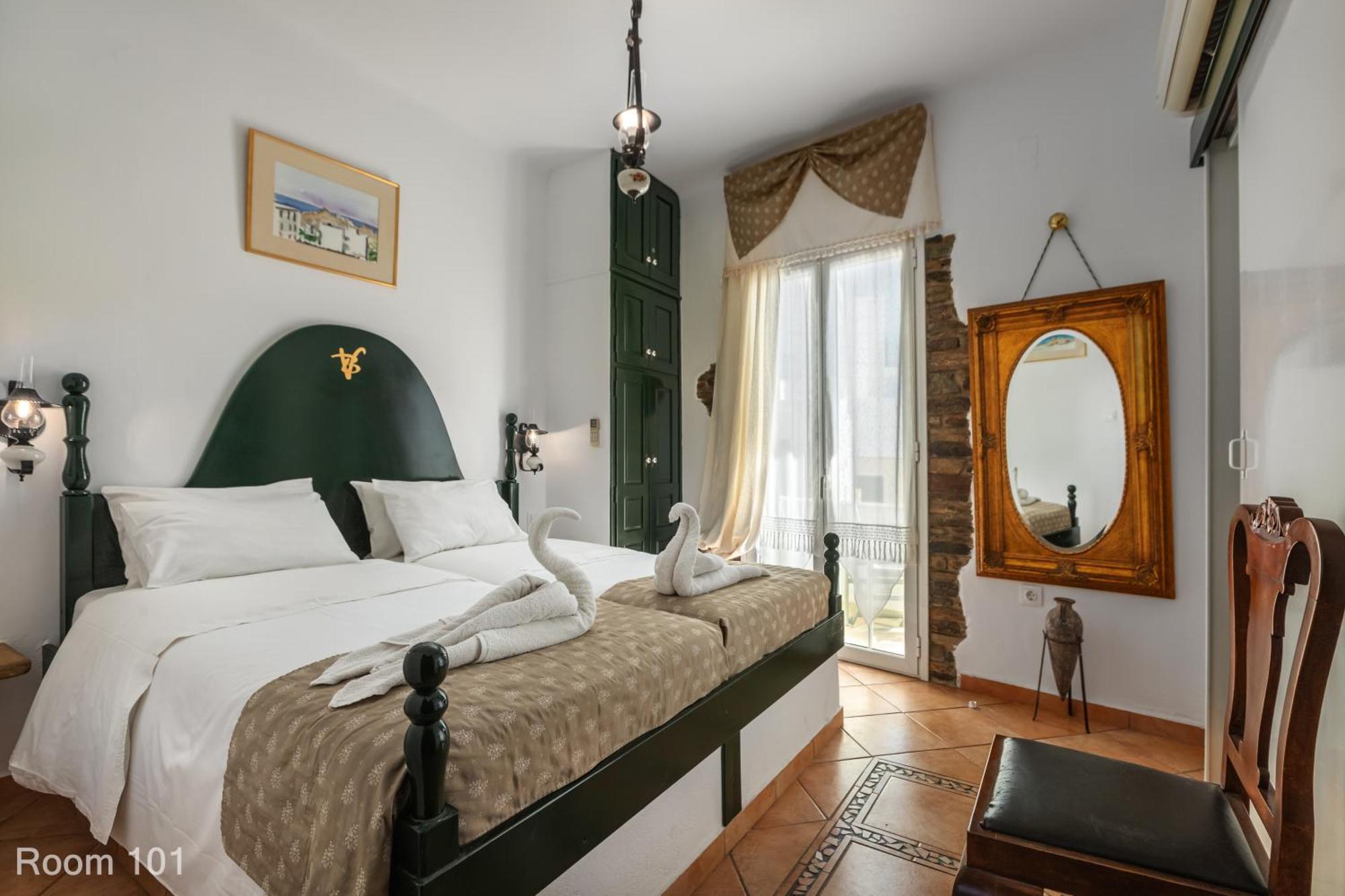 Aparthotel Voreades 4*
