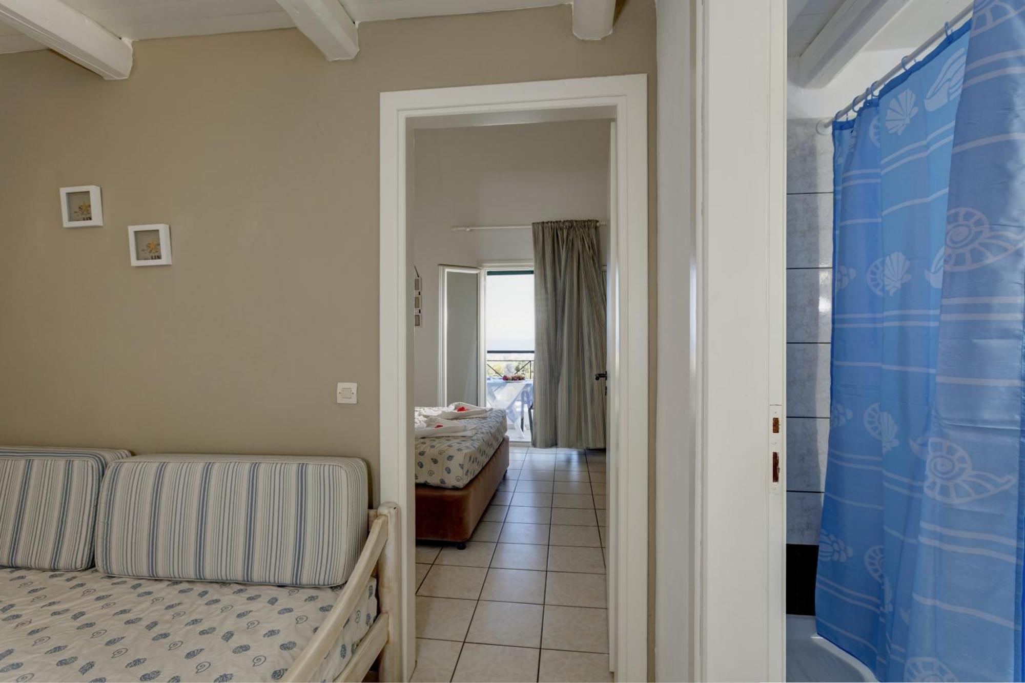 Village Apartment *