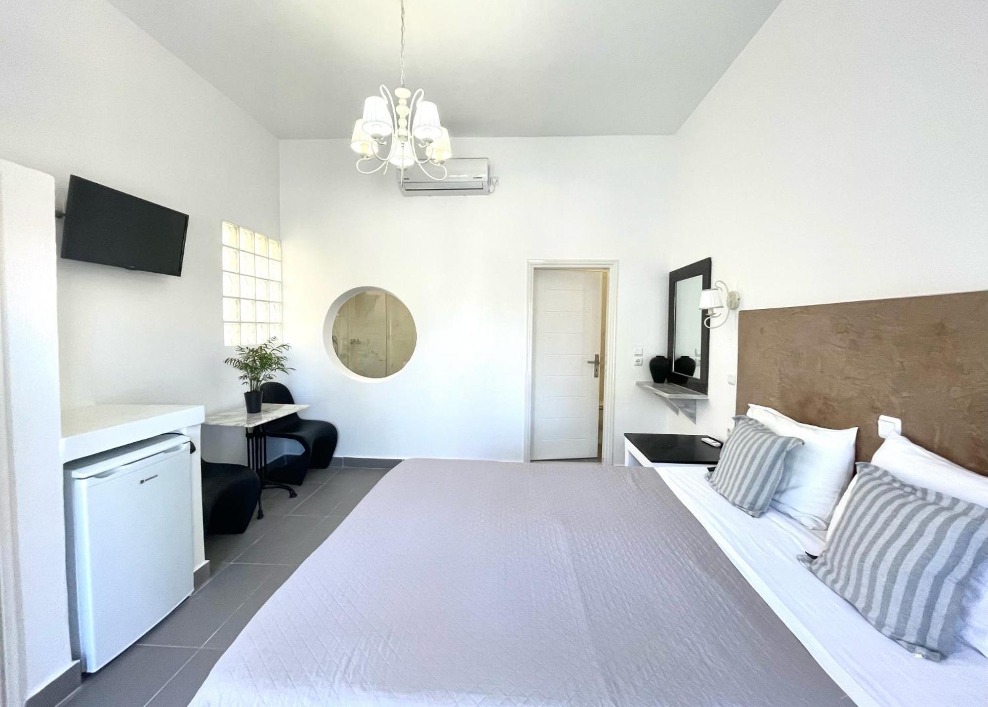 Hotel Danae 3*