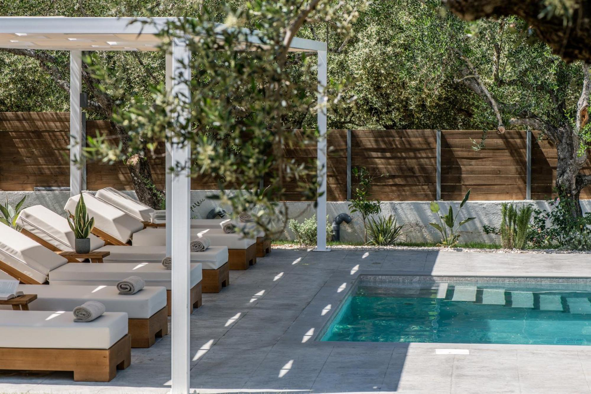Armonia Boutique Aparthotel Meson Yerakarion